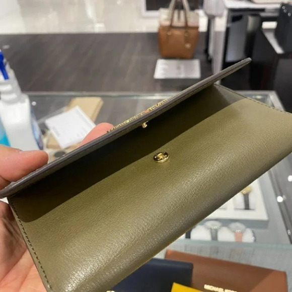 Travel Large Trifold wallet Leather 35H9GTVF3L - Picture 13 of 14